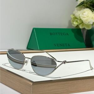 Bottega Veneta sunglasses
